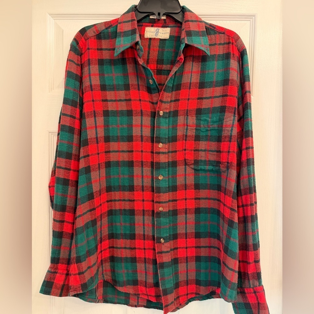 Men's River Trader Red and Green Plaid Casual Shirt- Size M